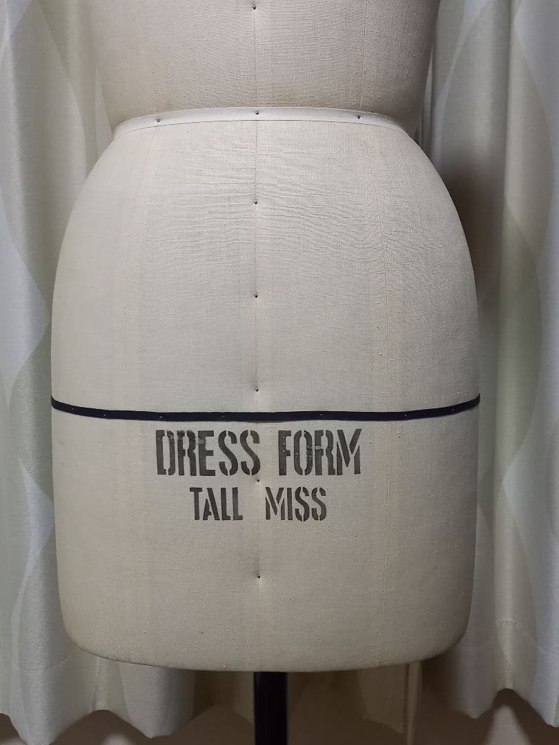【美品】洋裁用マネキン　大洋工芸アミコ　TallMiss8号ボディ