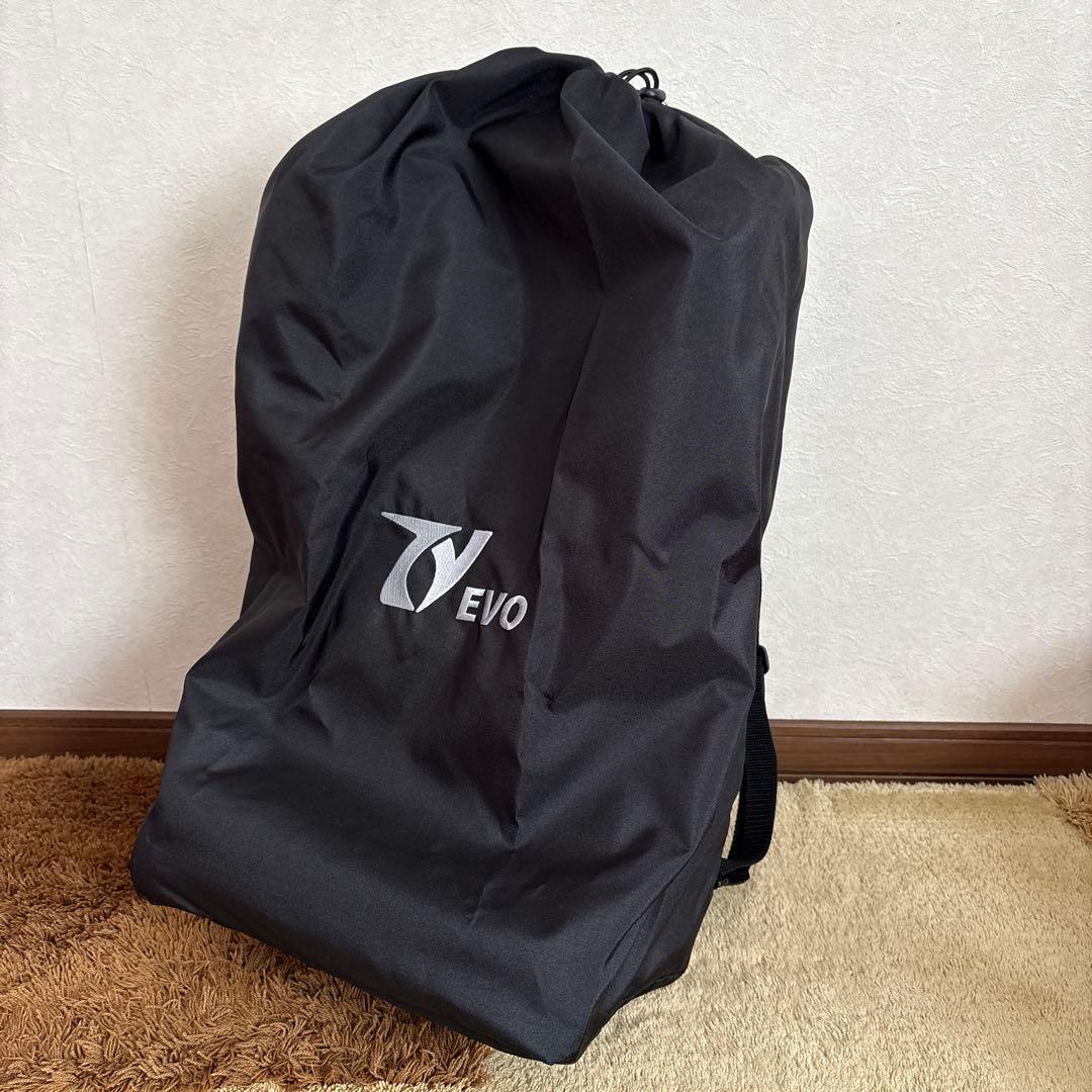 日本育児　トラベルベストEvo チャイルドシート