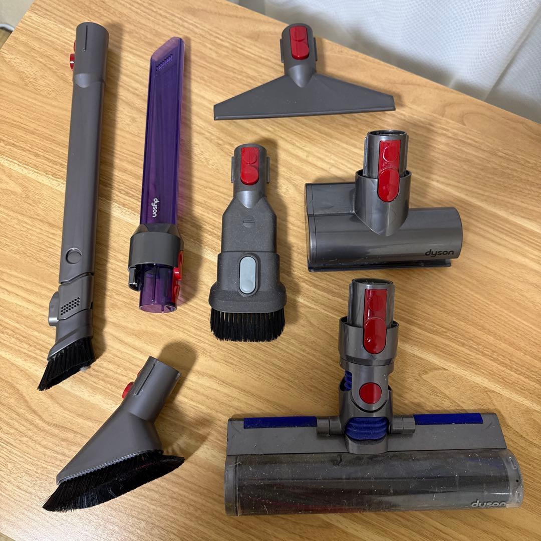 [美品] Dyson V8 Slim Fluffy+ 掃除機