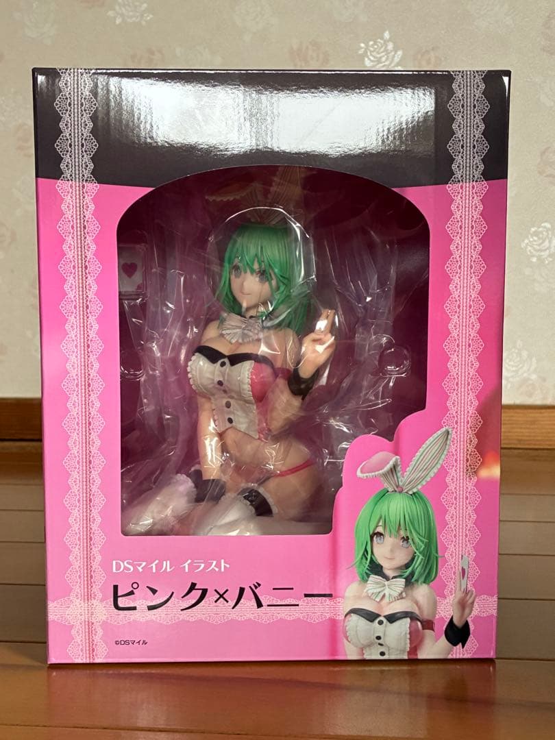 【新品】【正規品】DSマイルイラスト ピンクバニー フィギュア