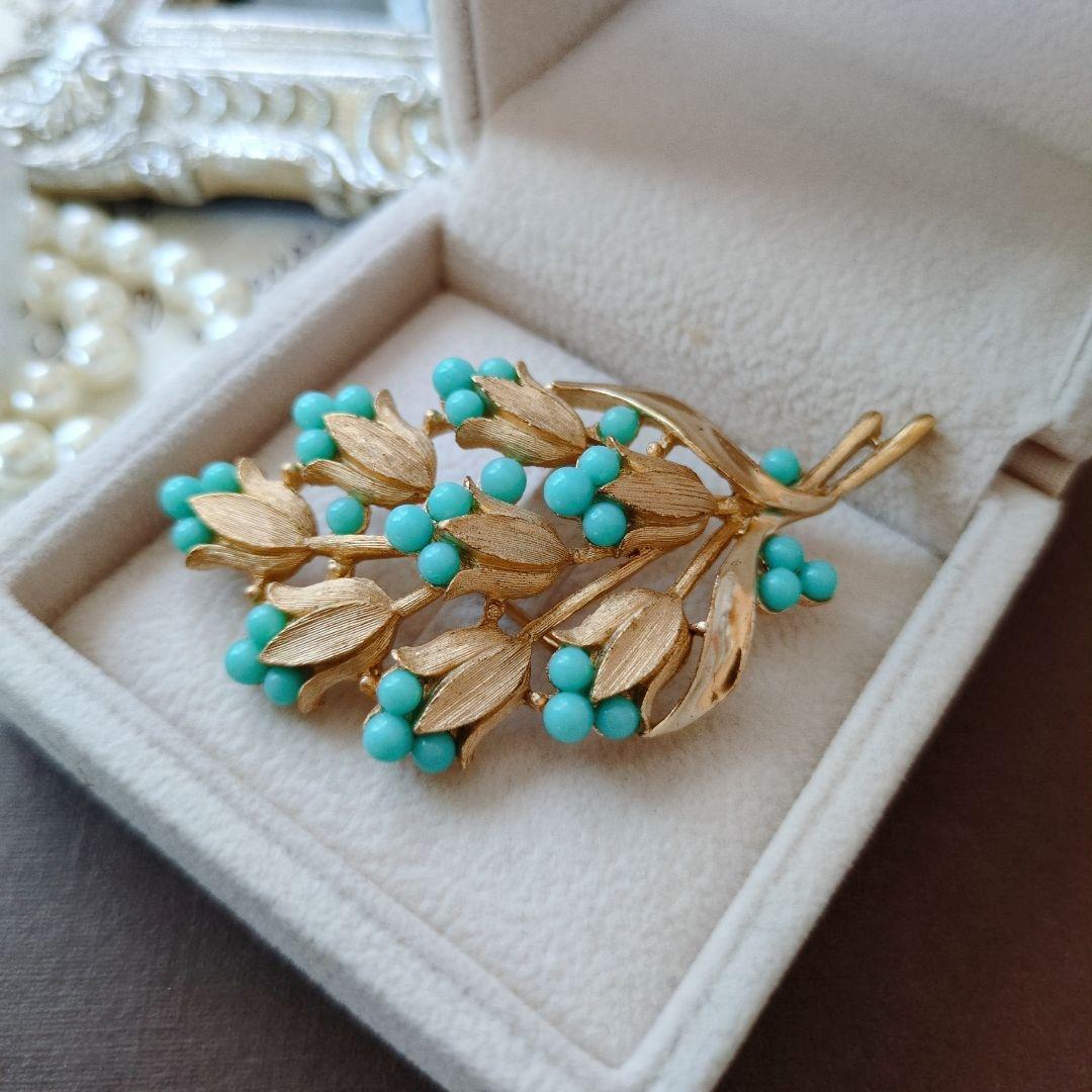 Trifari クラウン トリファリ ターコイズ クラッチブーケ ブローチ