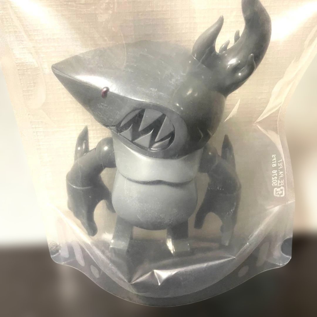 RAGING SHARK　13th COLOR EINFARBIG /TOUMA