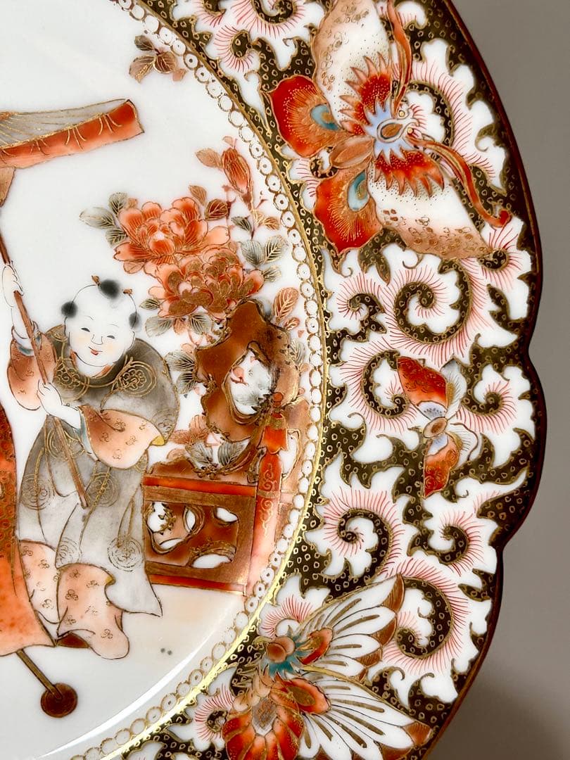 稀少 明治九谷の第一人者 松本佐平 松雲堂 赤絵金彩唐子図中皿 九谷焼