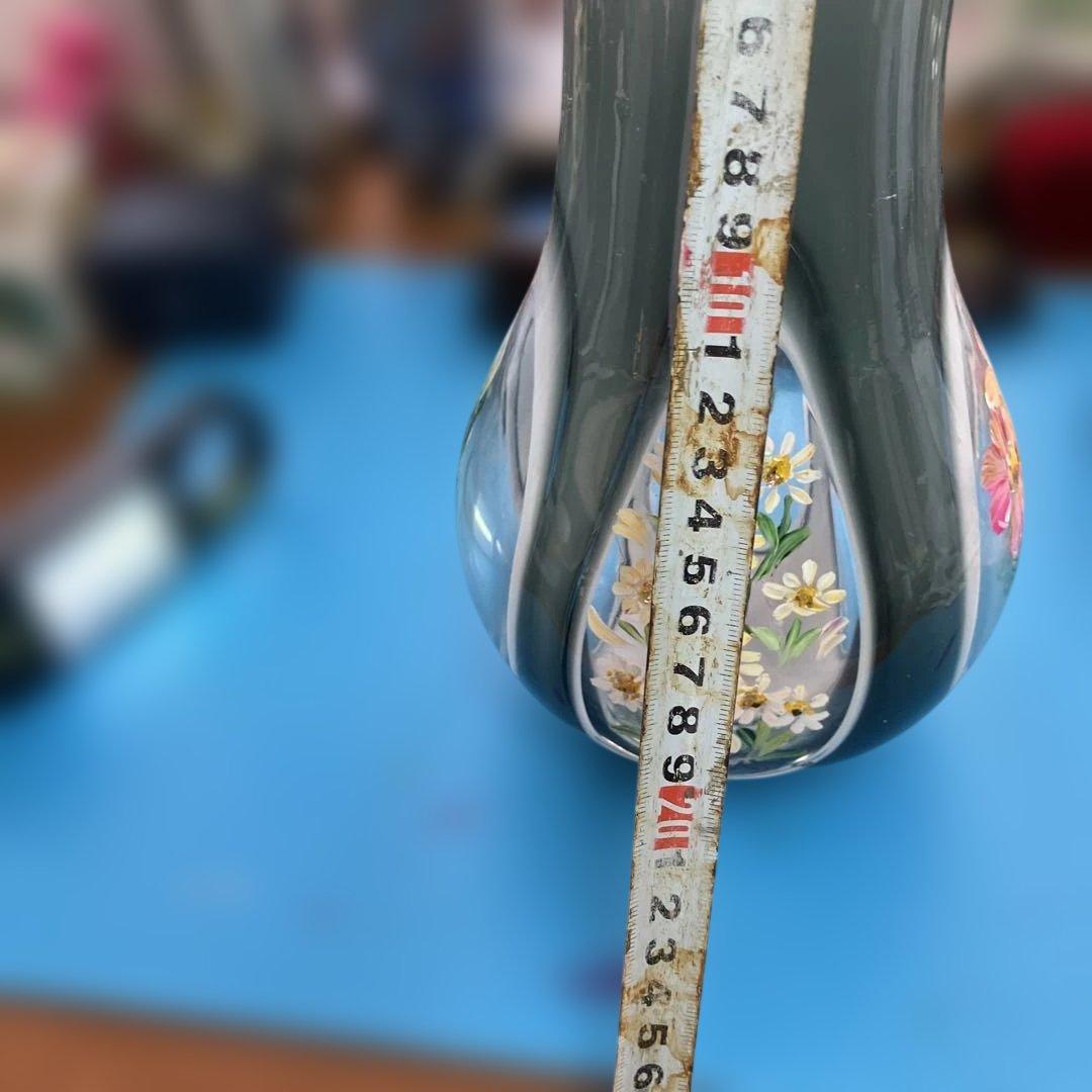 手描き花柄ガラス花瓶