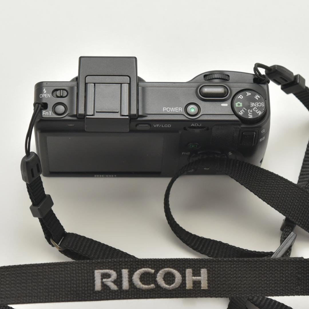 GX200 中古 センサー汚れあり 付属品多数