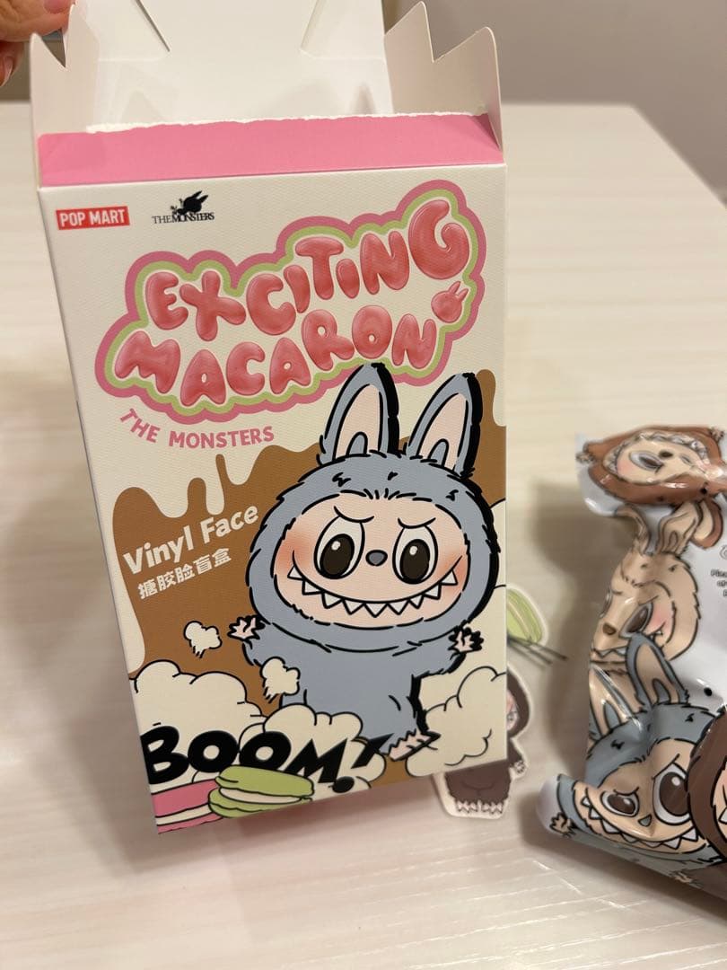 ラブブ Exciting Macaron ぬいぐるみ シークレット