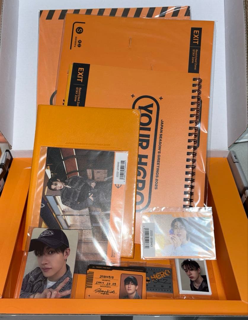 【中身未開封】スキズ 2025 日本 シーグリ YOUR HERO