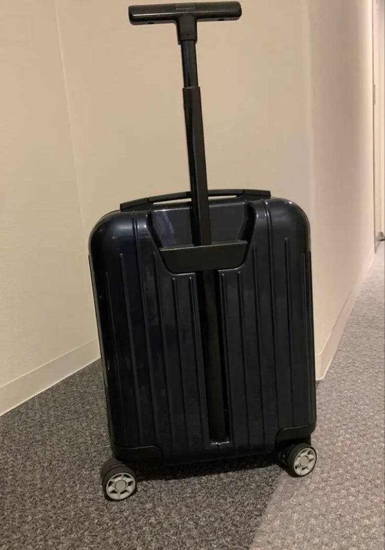 期間限定セール　リモワキャリー　サルサエア　22L ネイビー　希少機内持込　4輪