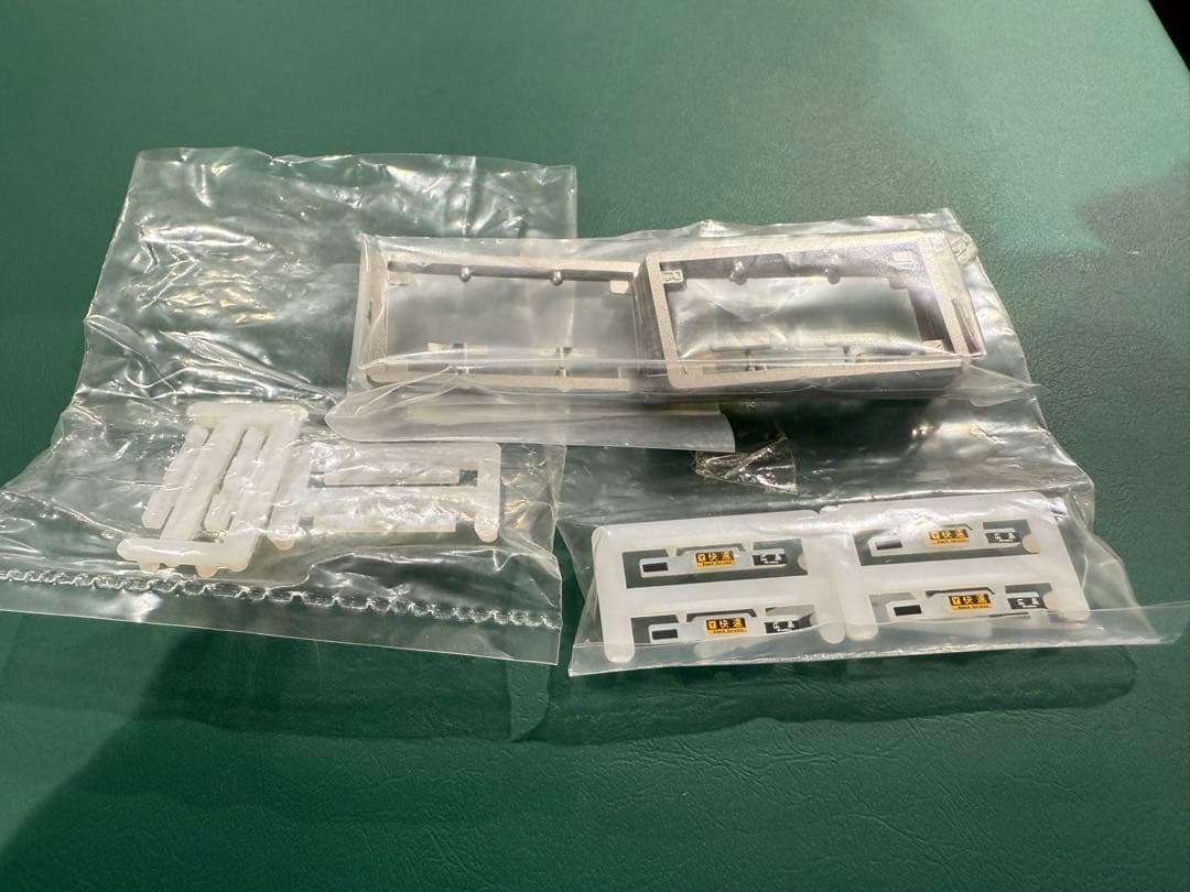 KATO 10-1629.1612 計8両セット　227系 \"Red Wing\"