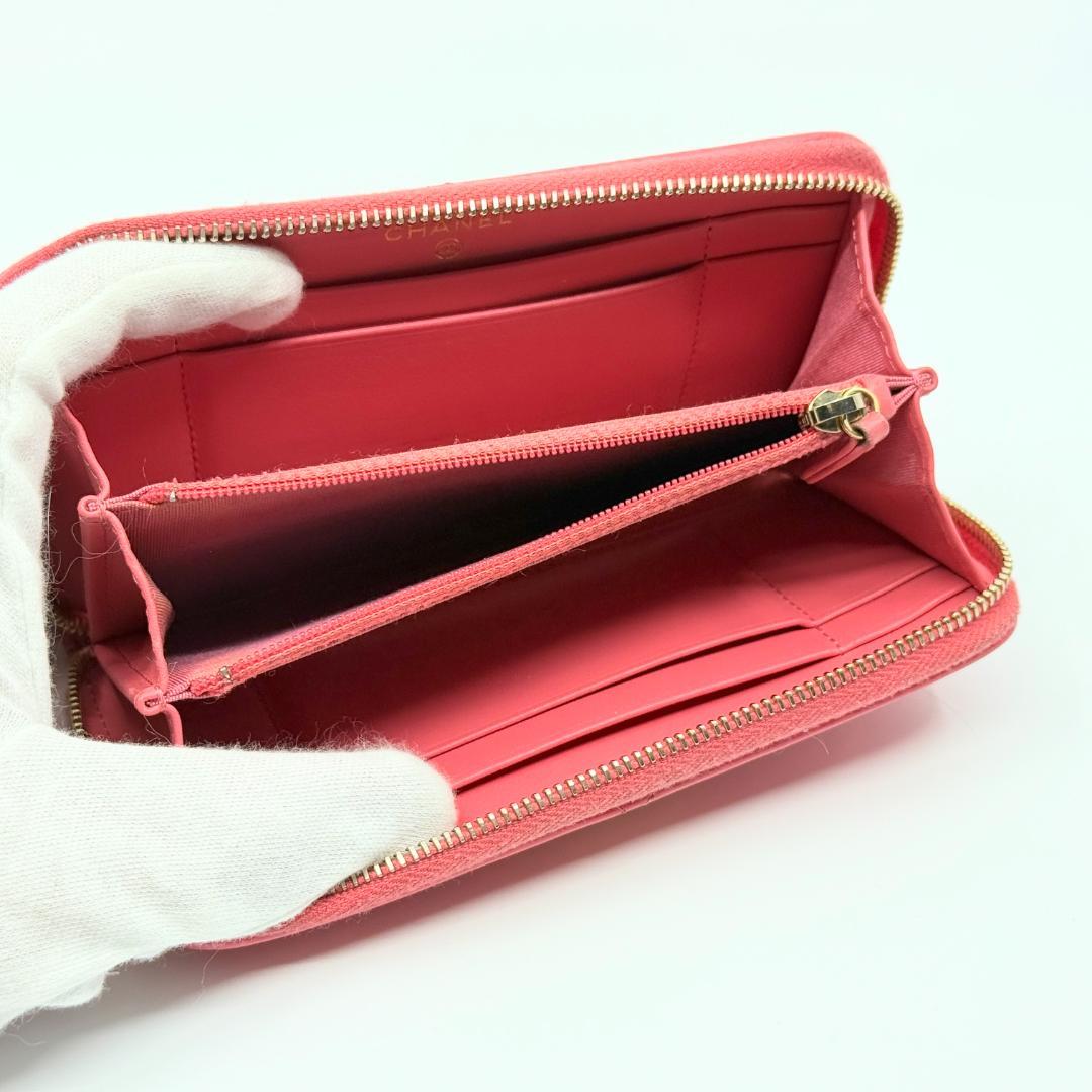 CHANEL シャネル　コンパクトウォレット　CHANEL 19　ディズヌフ