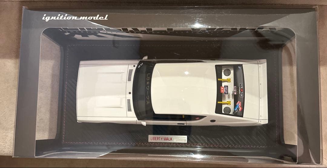 Liberty Walk KPGC110 1/18ホワイト／イグニッション