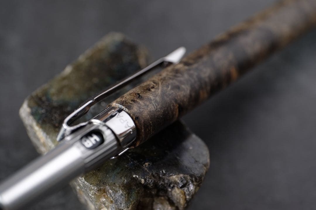 PG5木軸カスタム0199　高村杢工房 製図用シャープペンシル　花梨瘤　至高の黒