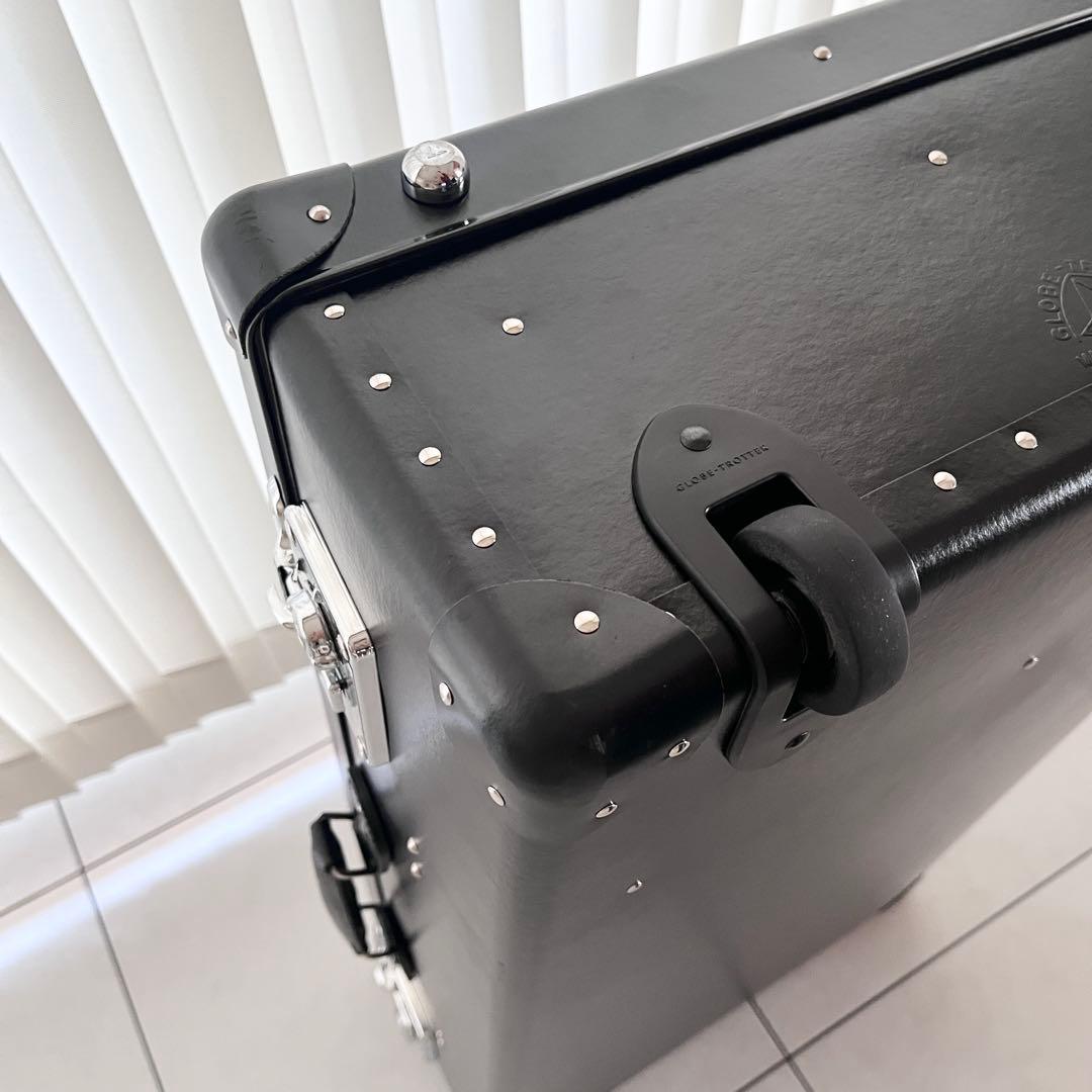 【てっぺい】美品！GLOBETROTTERグローブトロッタースーツケース