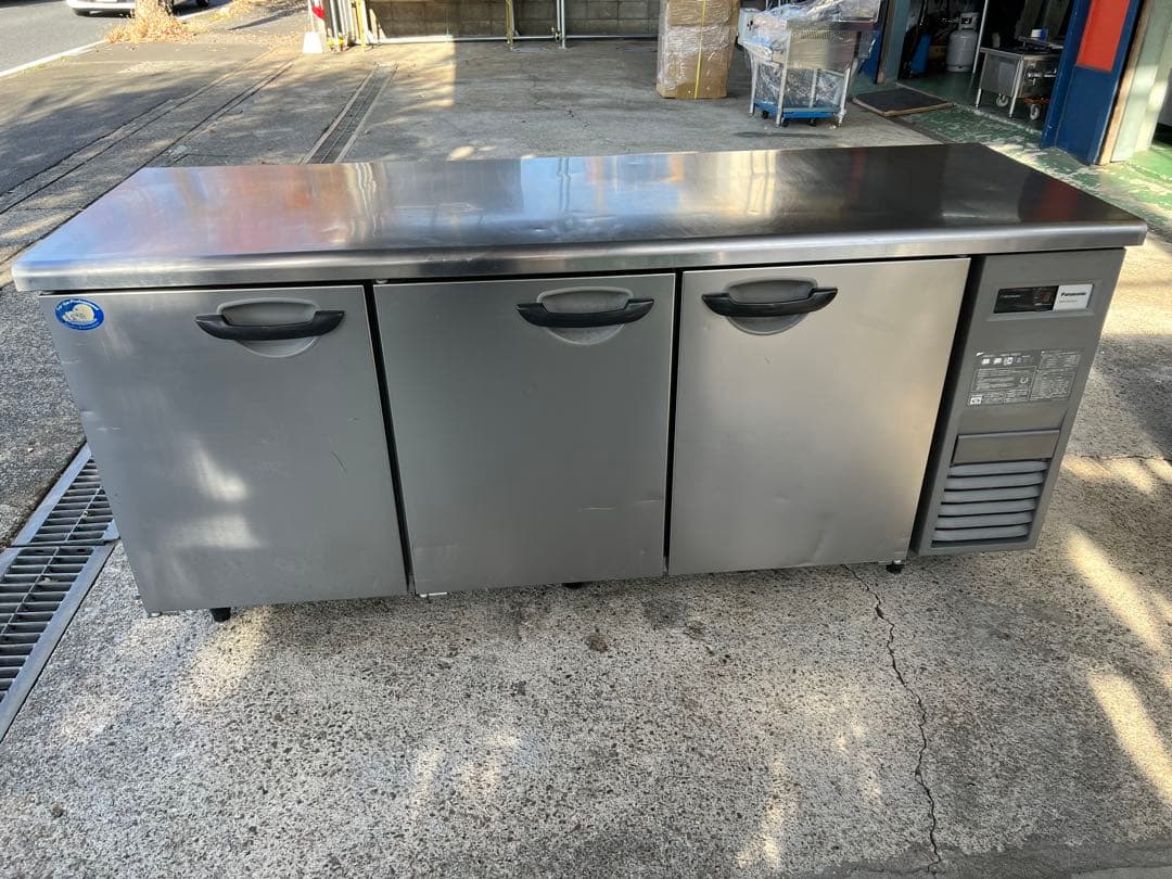 2017年Panasonicテーブル形冷蔵庫1800x600x800