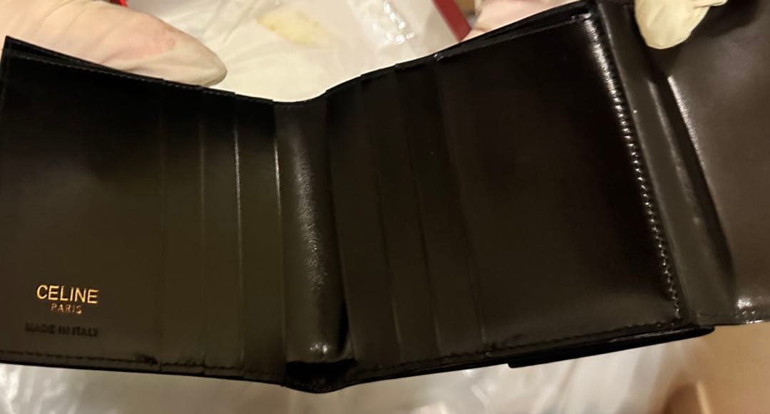 本日限定4,000円OFF ！！CELINE 三つ折り財布 黒　セリーヌ