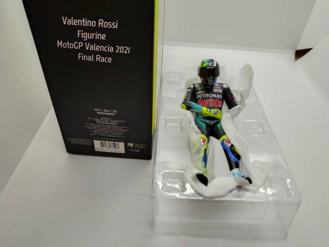 1/12 VR46 バレンティーノ・ロッシ フィギュアとバイクセット
