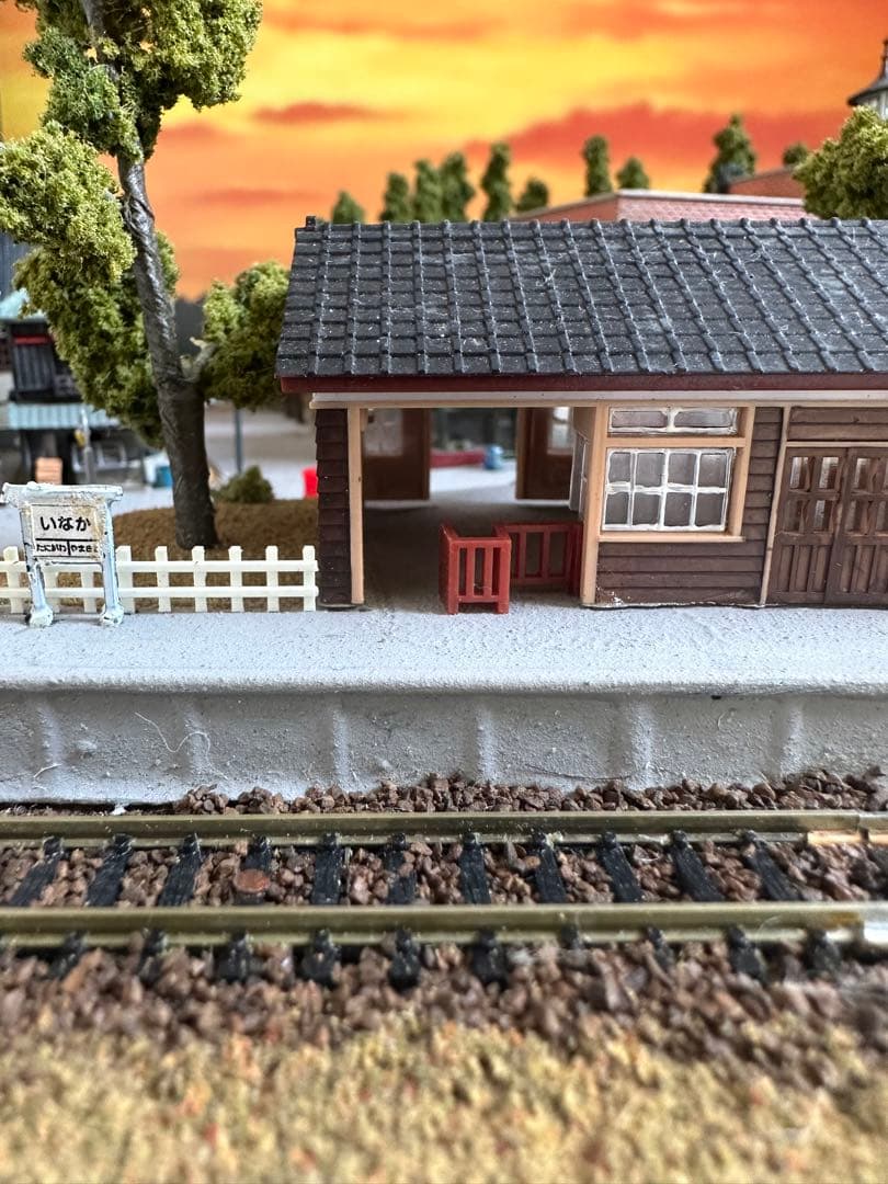 ジオラマ完成版精密鉄道風景模型 駅前横丁Nゲージ 現状品 鉄道模型完成品駅電車