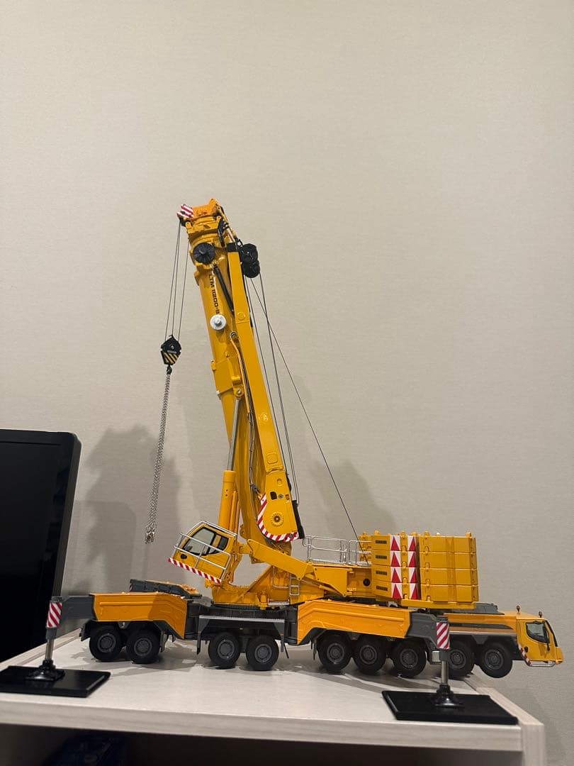 ミニカー LIEBHERR 1/50 LTM11200-9.1