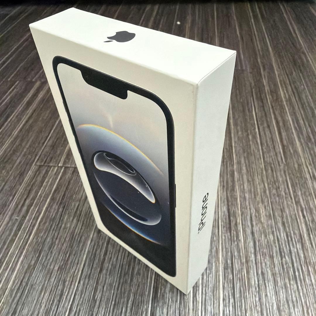 【新品未開封】Apple iPhone 16eブラック