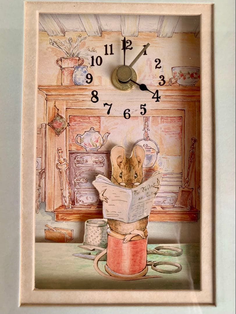 グロースターの仕立て屋 木製フレーム入り時計 ピーターラビット