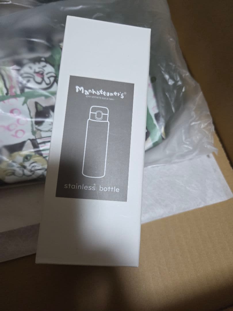 マンハッタナーズ　猫柄水筒　猫柄ショルダーバッグ　2026年よろしく特価