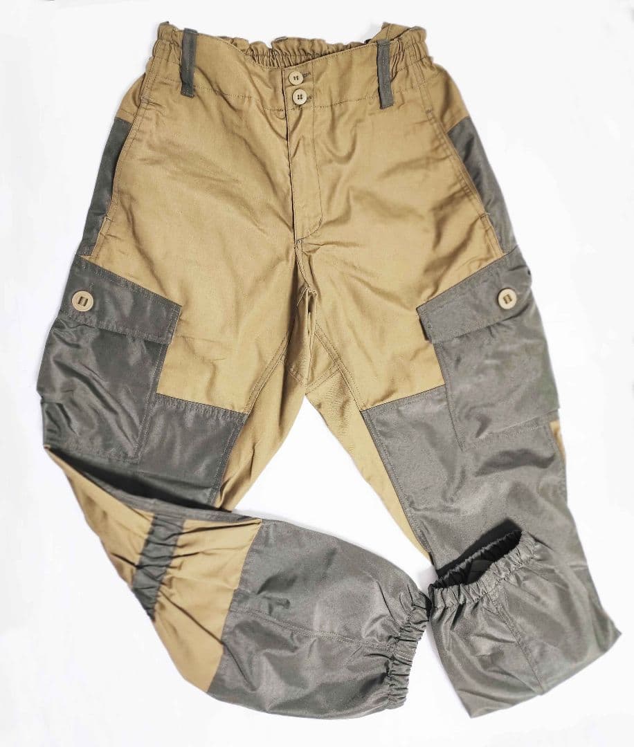 ロシア軍 Gorka-4 ゴルカ4 上下セット カーキ 52−54/3-4