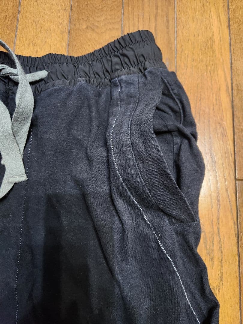 A.F.HOMME ブラック サルエルパンツ　サイズ44　白いステッチ