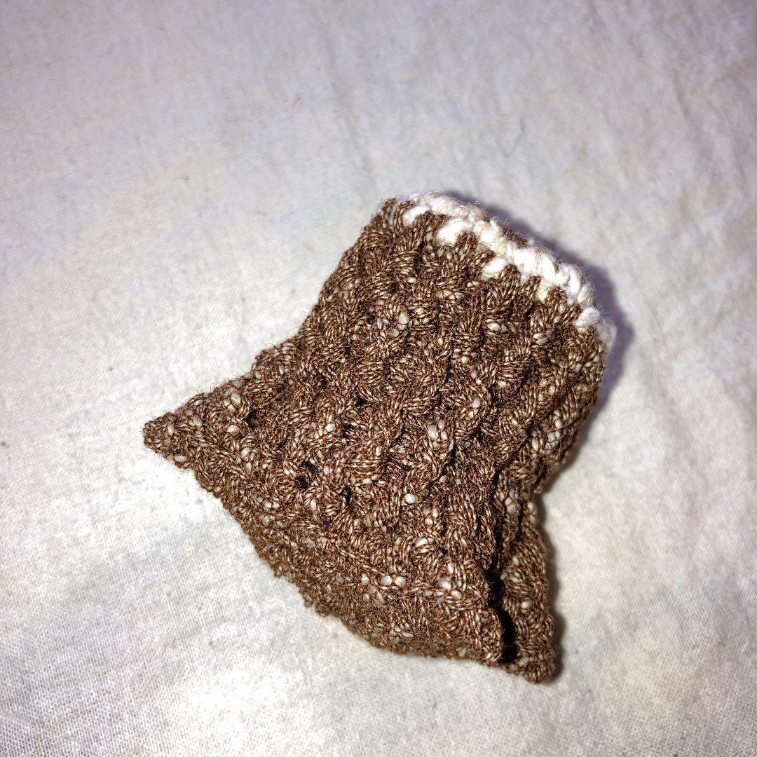 ぬいぐるみ　木の切り株　お家