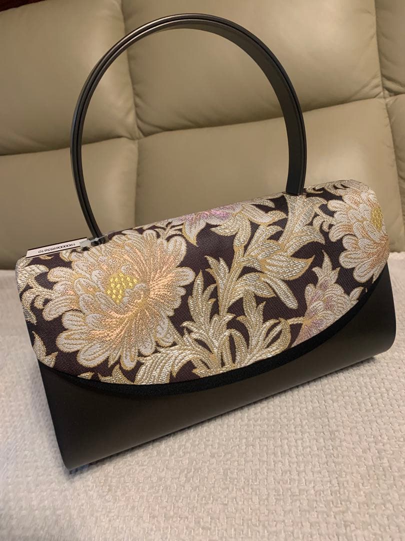 新品　高級　定価28000円＋税　和装バッグ　草履　セット