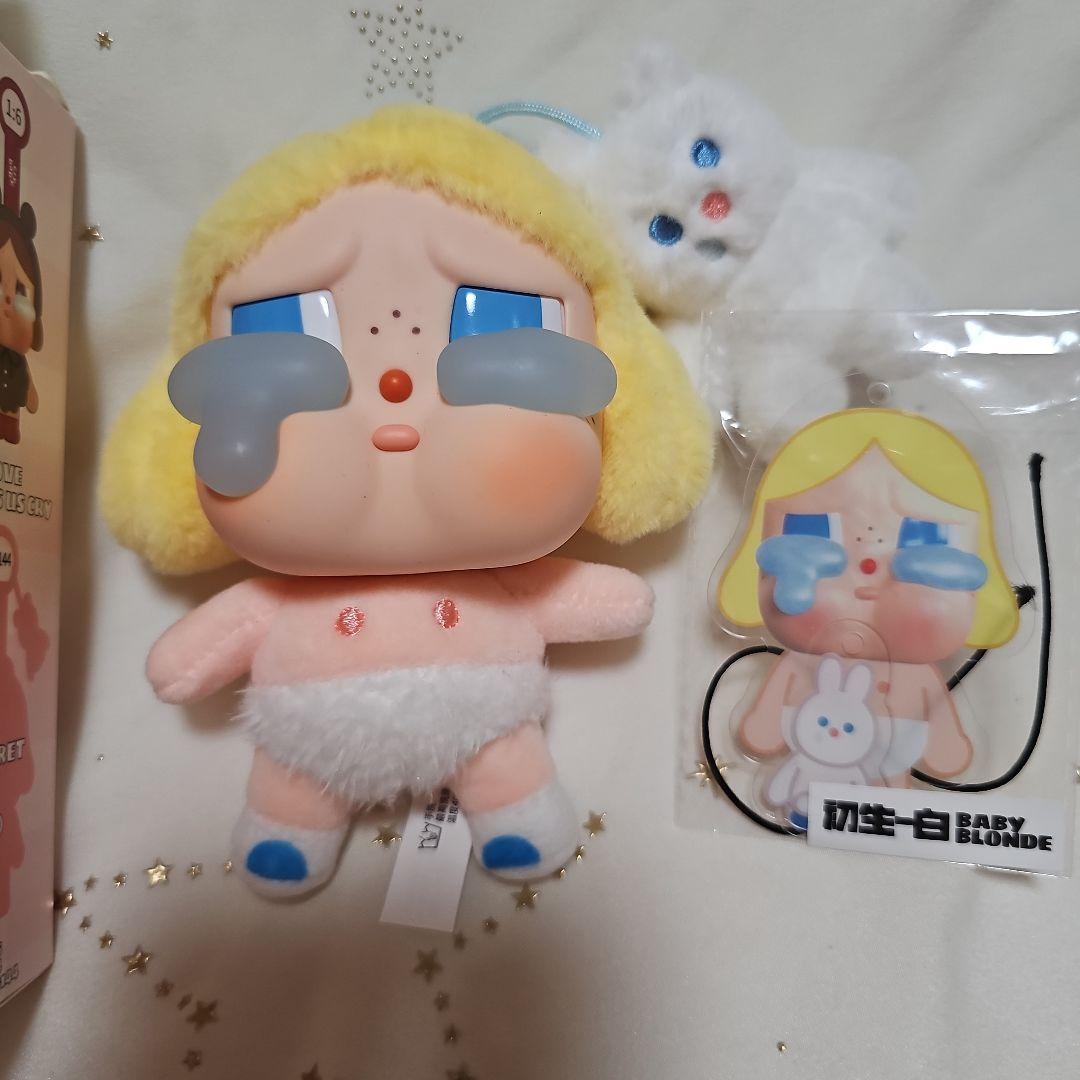 ☆値下げ終了☆ポップマート　CRY BABY シークレット　ぬいぐるみ