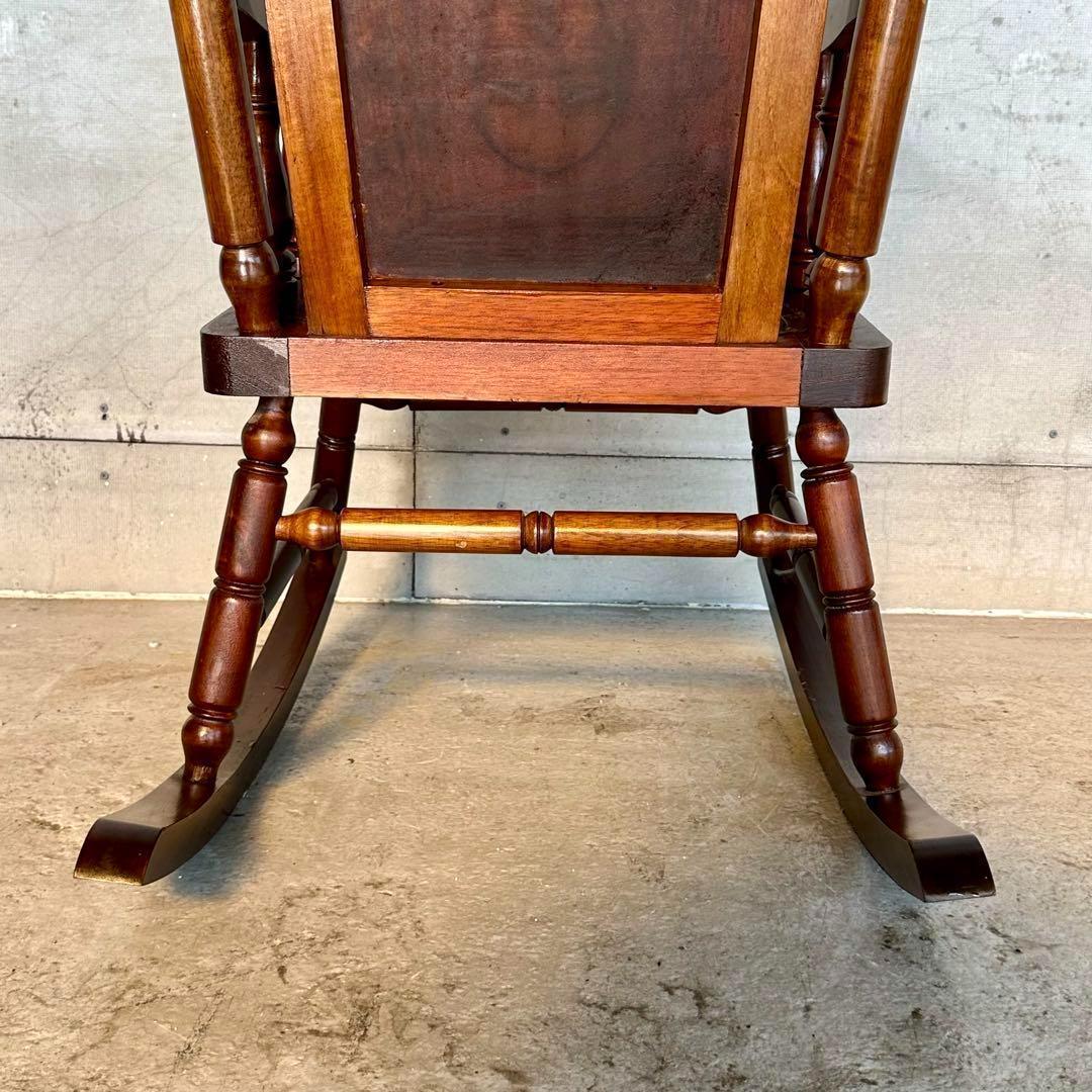 ✦ レトロ アンティーク調ロッキングチェア ✦ 木製×レザー 彫刻装飾ビンテージ
