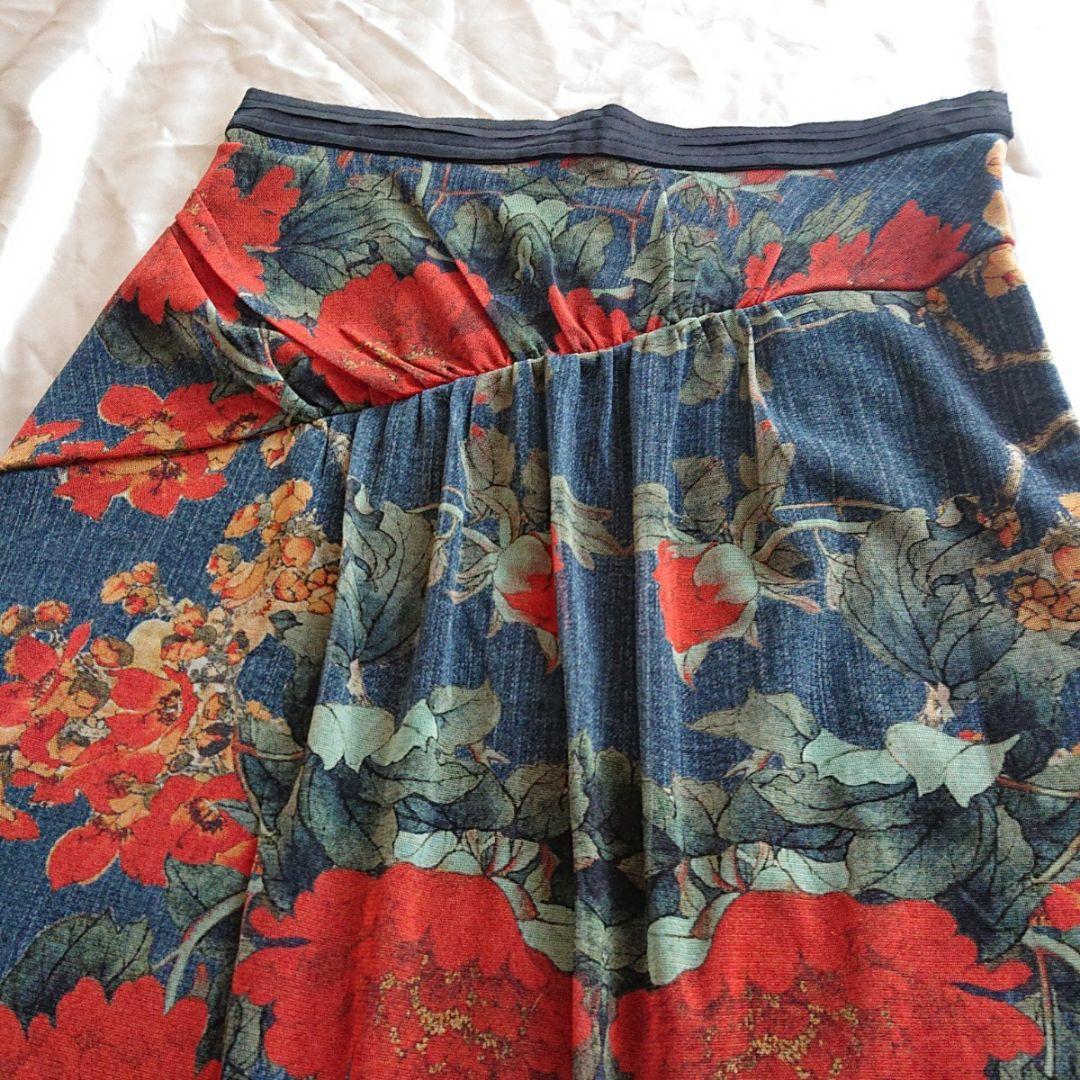 期間限定値下げ中❕ヴィヴィアンタム 花柄 膝丈 スカート パワーネット 花柄