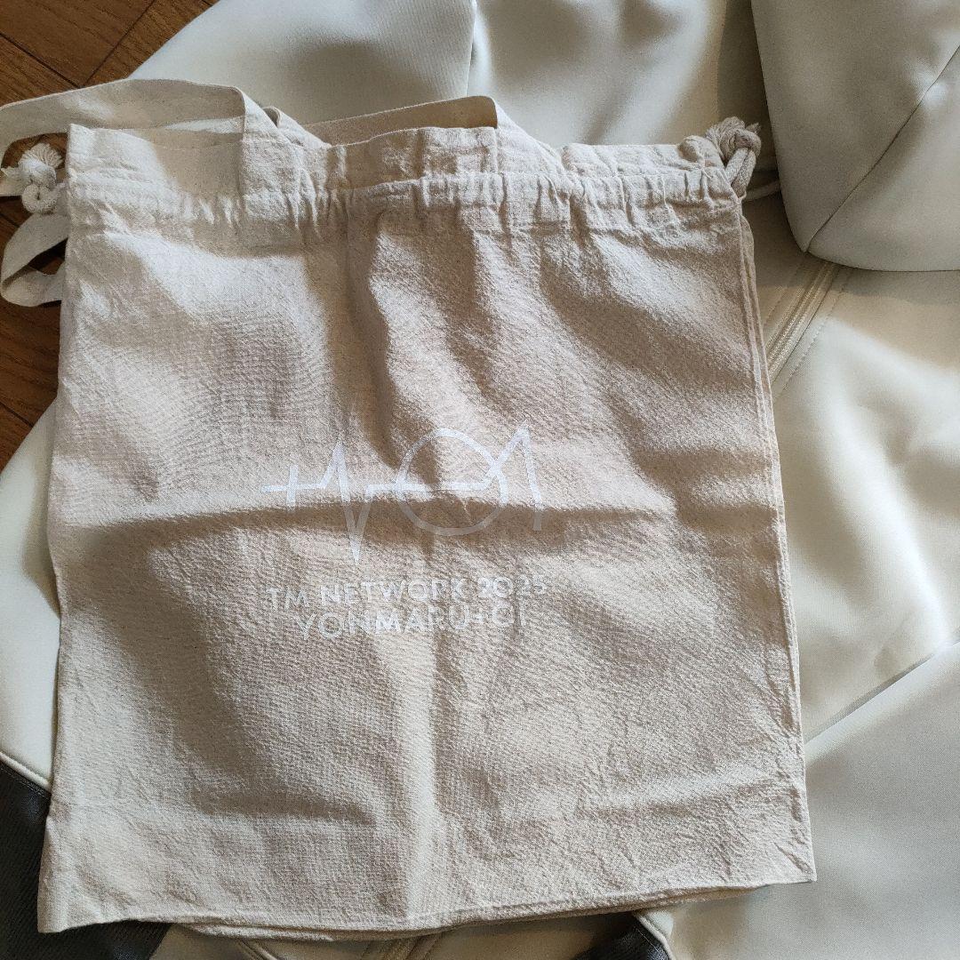 TM NETWORK YONMARU＋01 パーカー☆Lサイズポーチ付き