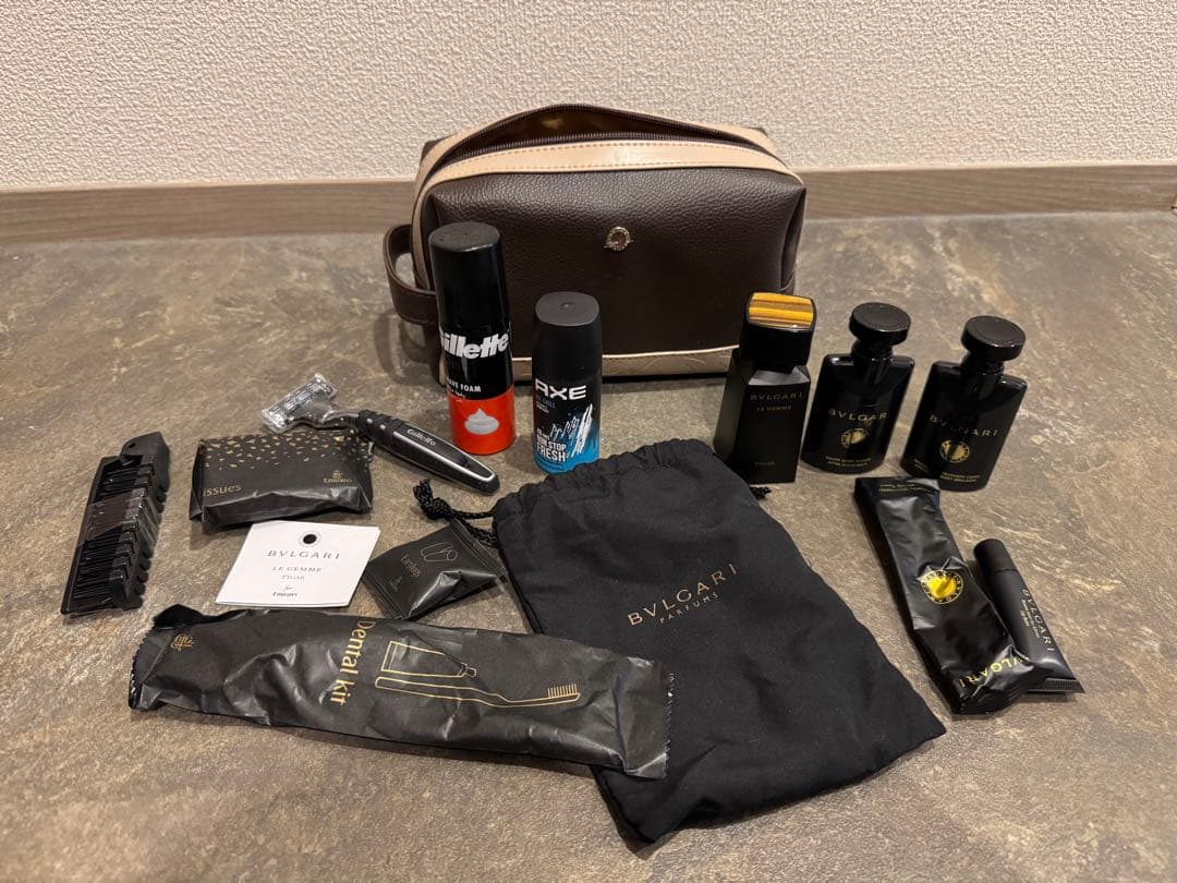 【BVLGARI】エミレーツ航空ファーストクラスアメニティキット（メンズ）