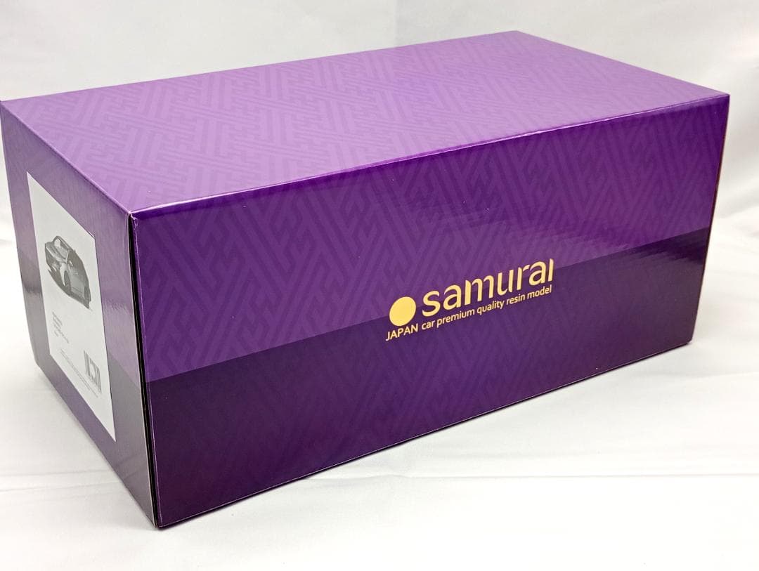 京商 1/18 スバル レヴォーグ GT-H EX (シルバー)