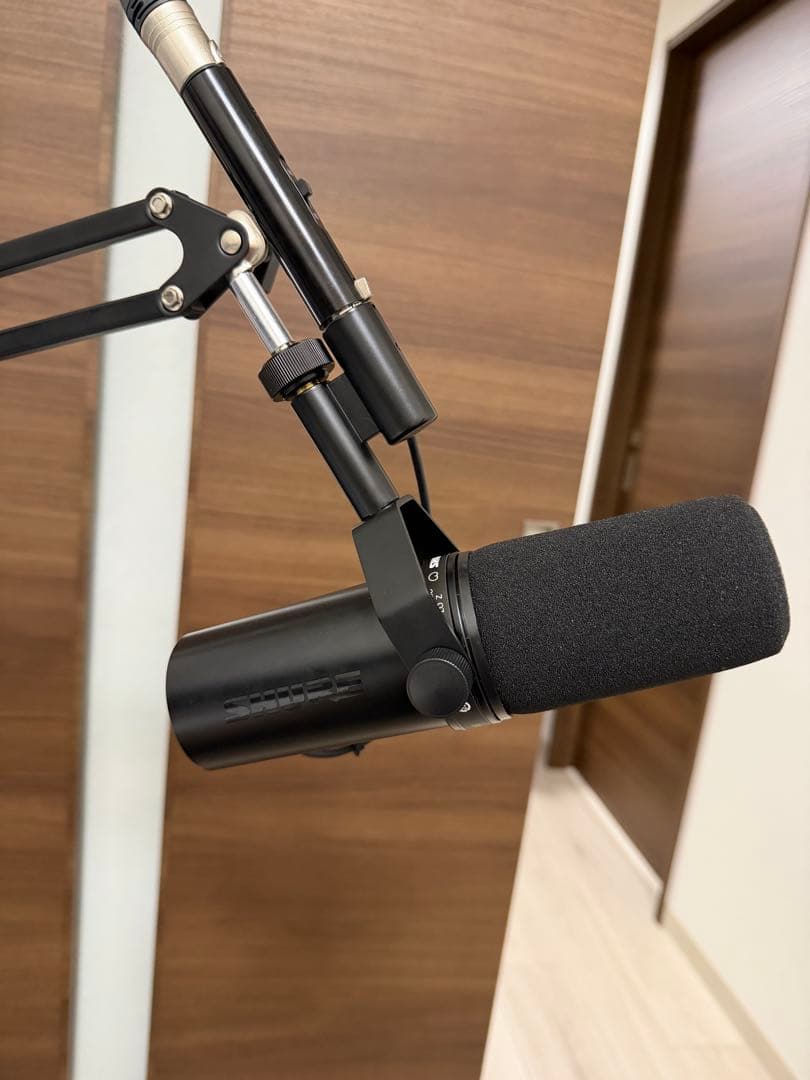 早い者勝ち！！　SHURE SM7DB マイクアームXLRケーブル3M 付き