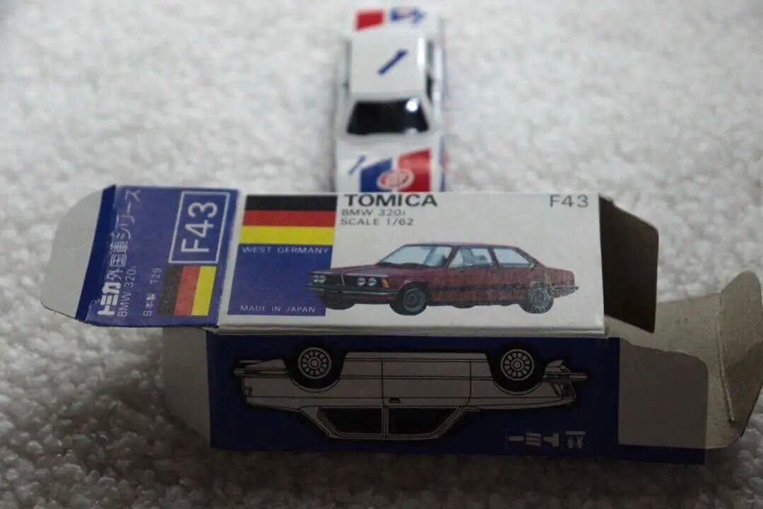 BMW 320i F43 トミカ　グループA フェア　日本製　青箱