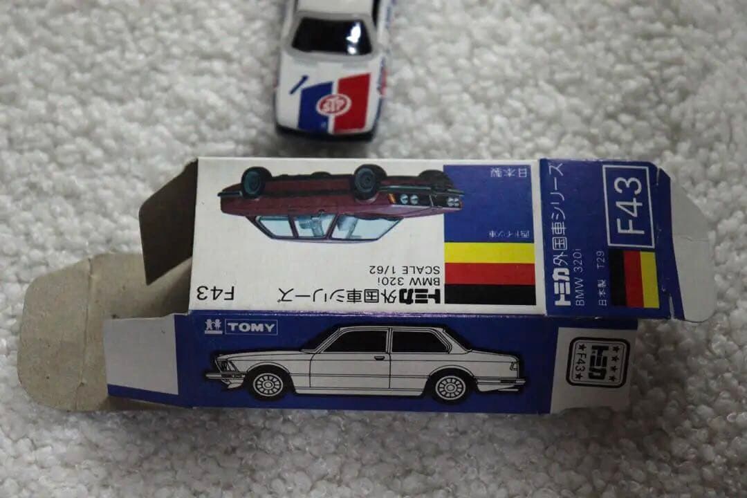 BMW 320i F43 トミカ　グループA フェア　日本製　青箱