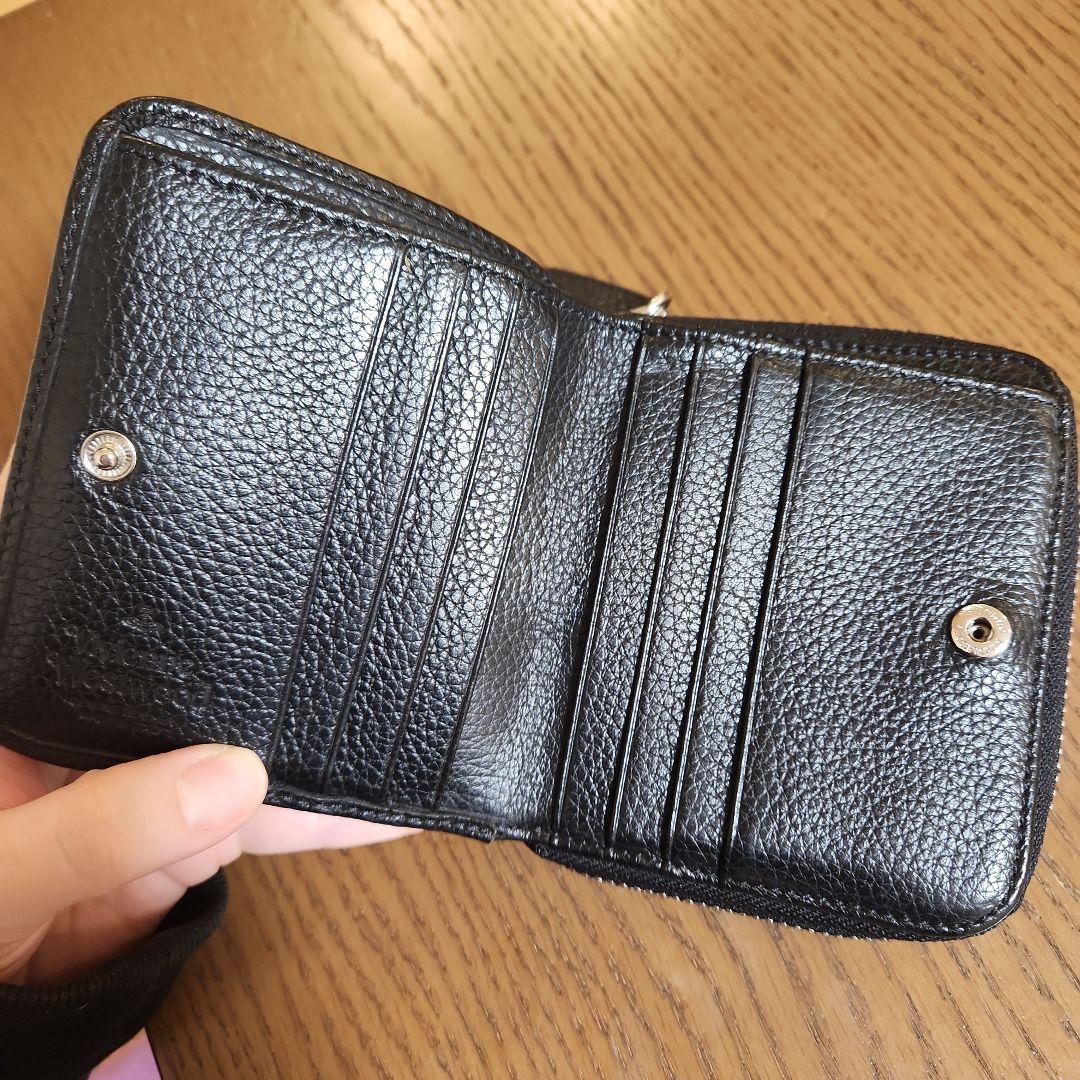 ヴィヴィアン　 二つ折り財布　黒　シルバー