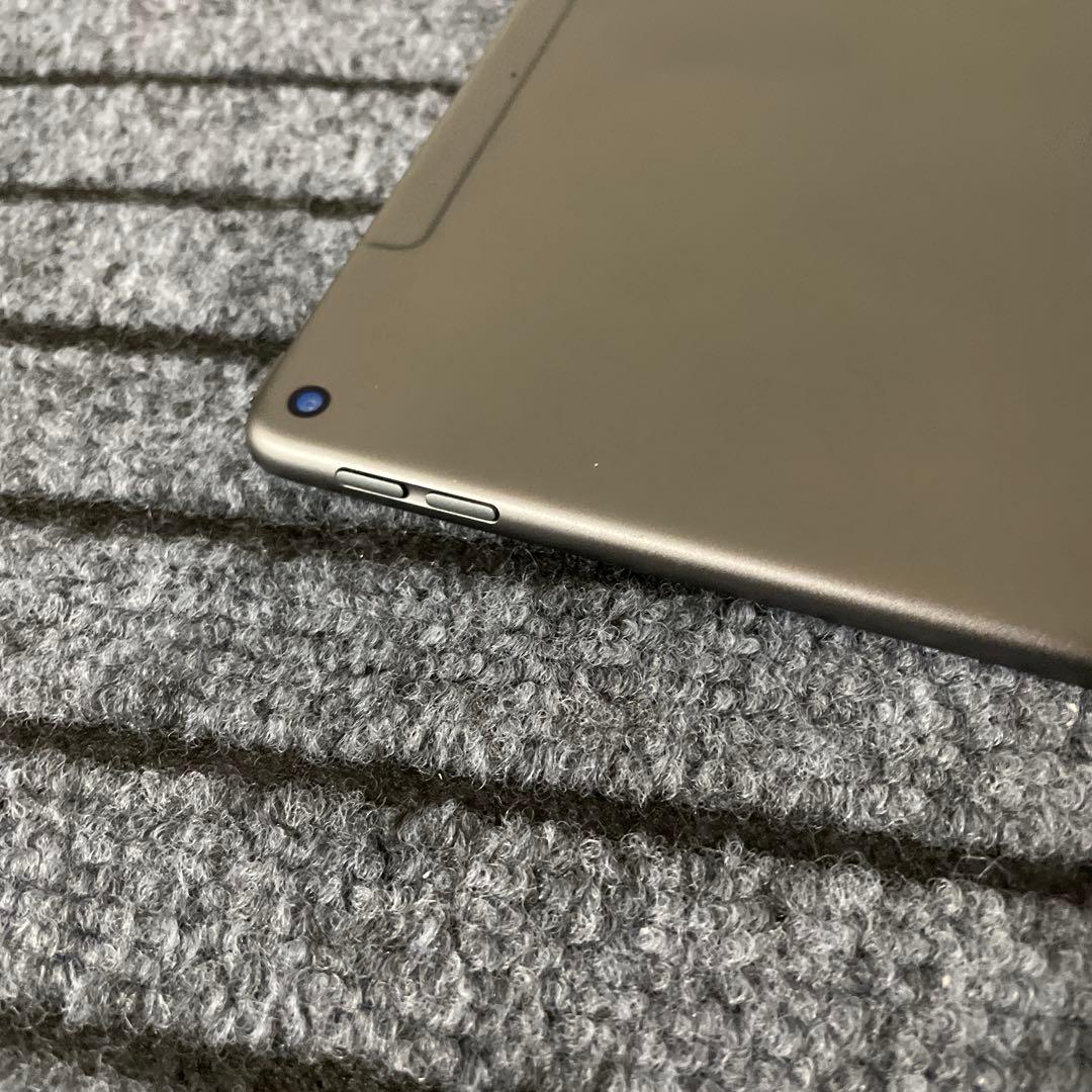 154 iPad Air3 3世代 64GB SIMフリー スペースグレイ
