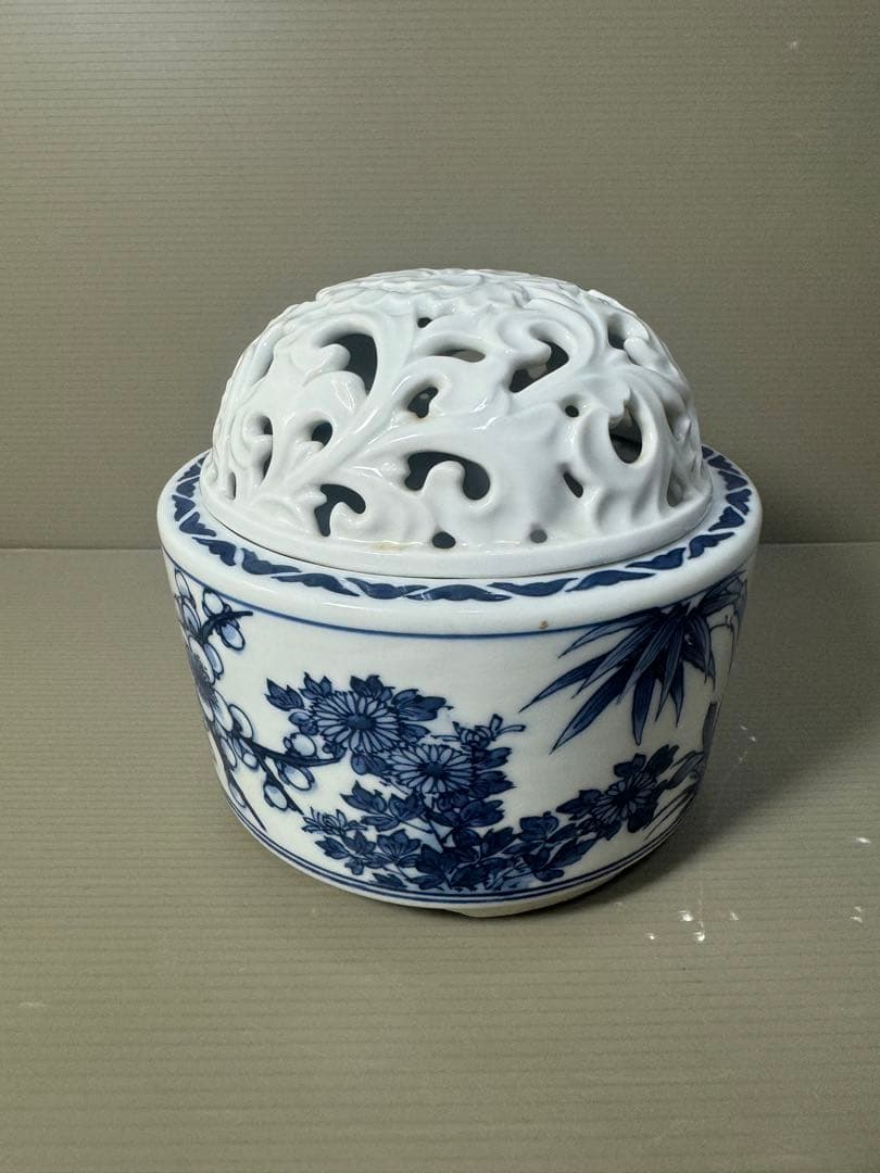 2570 三川内焼　染付四君子文香炉　昭和44年　陽山末太郎作