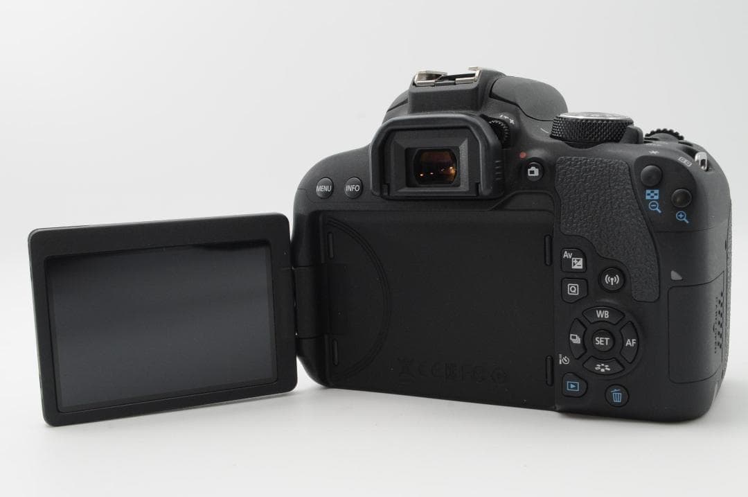 ▲ほぼ新品▲新春初売りSALE▲ Canon EOS Kiss x9i ダブル