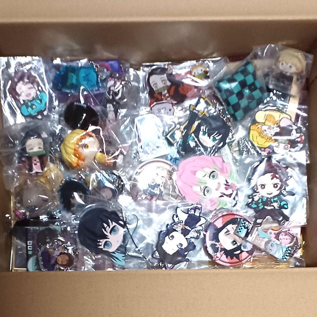 期間限定!! 鬼滅の刃 大量まとめ売り!! 鬼滅のみ100点以上!!