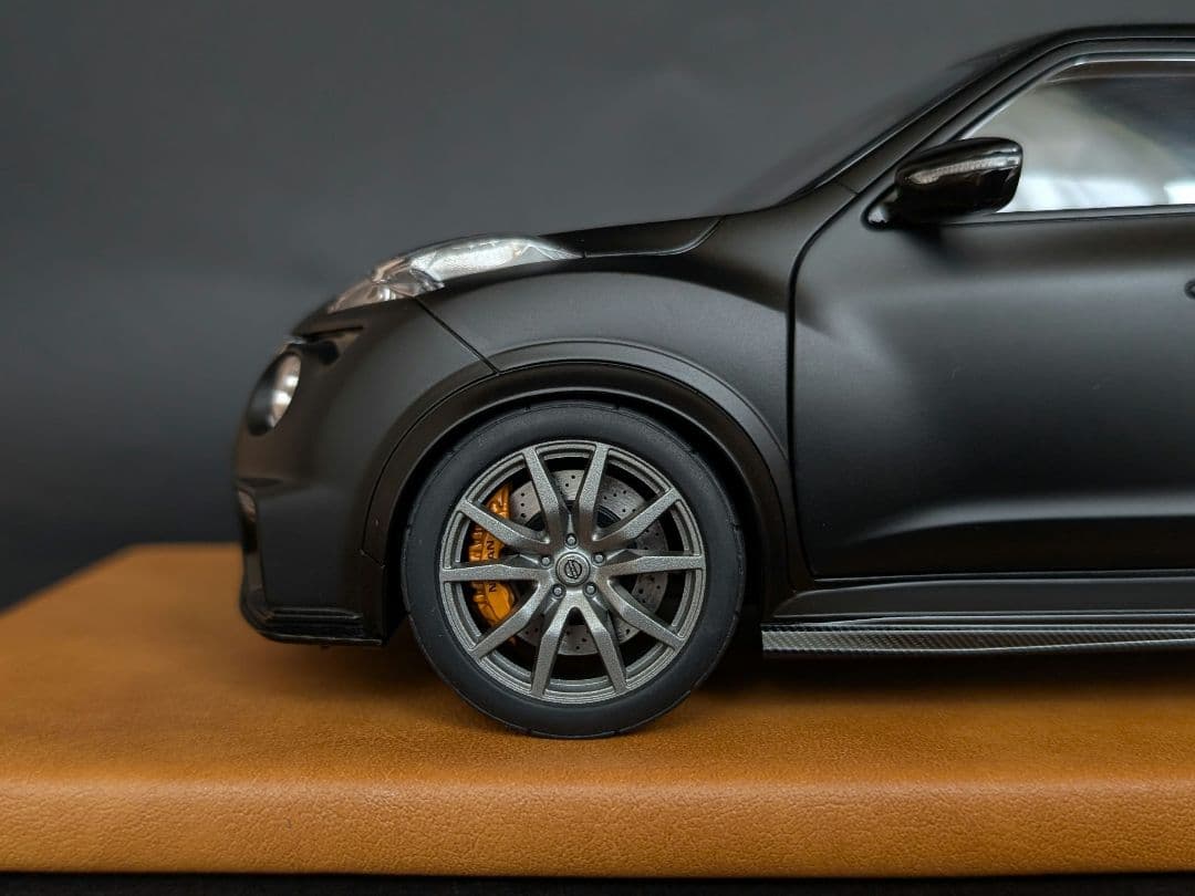 オートアート 1/18 NISSAN JUKE-R 2.0 マットブラック