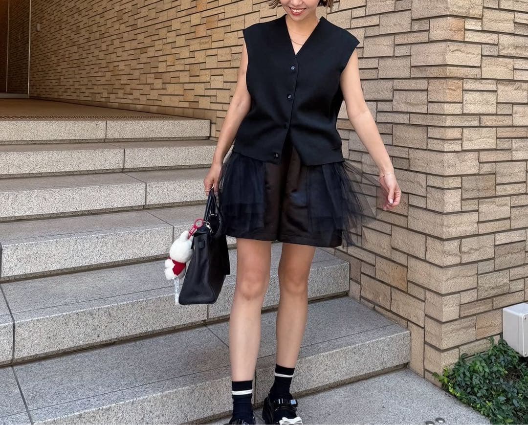 アキロンコラボチュールショートパンツ