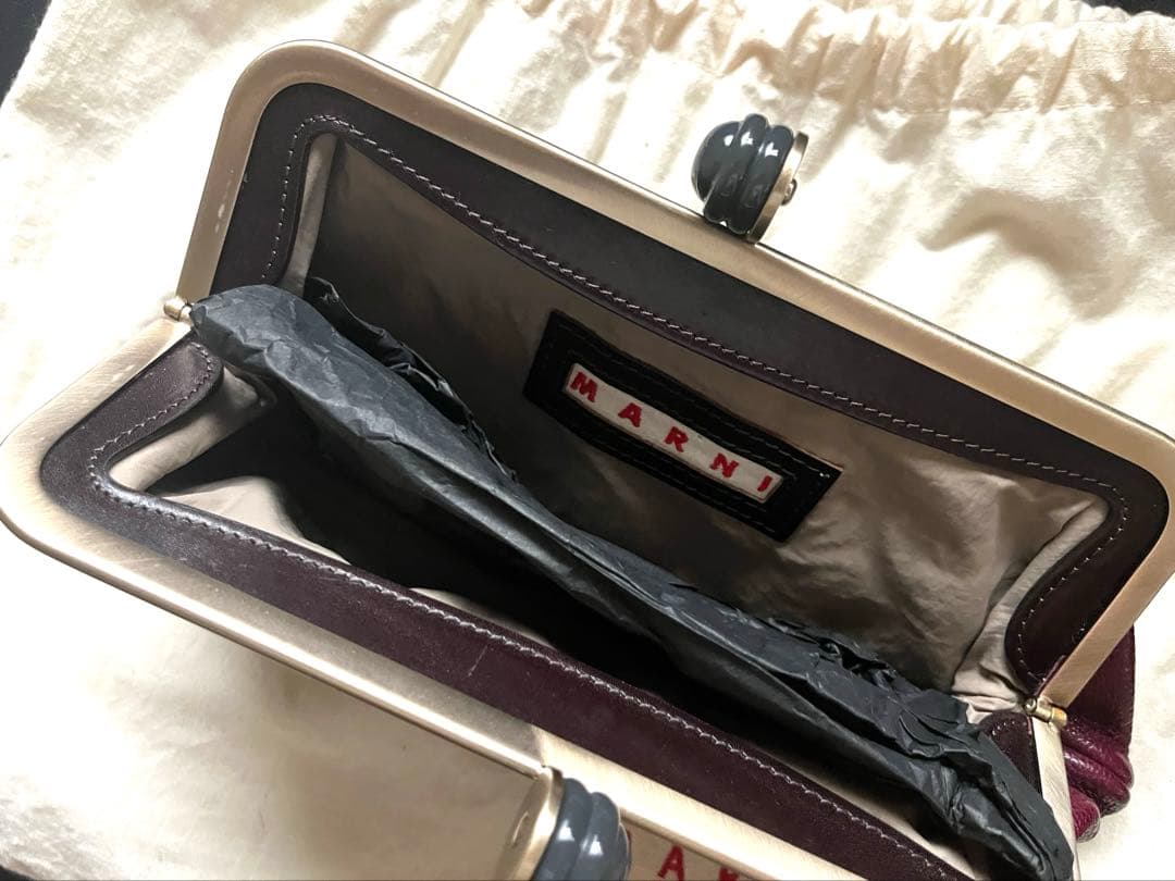 滝沢眞規子さん愛用【MARNI マルニミニバッグ】