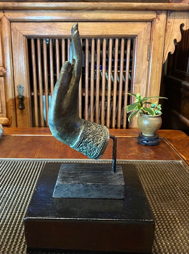 1７世紀　古代タイ国　アユタヤ様式 青銅製　仏手　鑑賞台付 ヴィンテージレア