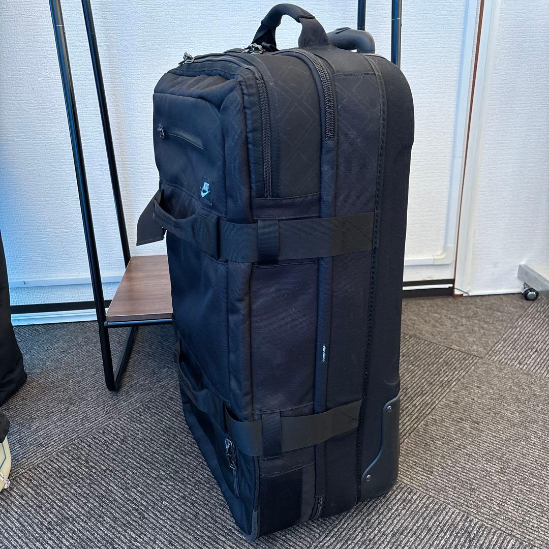 こういちNIKE ナイキ FIFTYONE49 69L キャリーバッグ