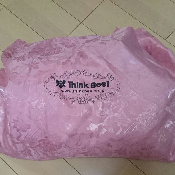 Think Bee!  シンクビー タペストリー(未使用)