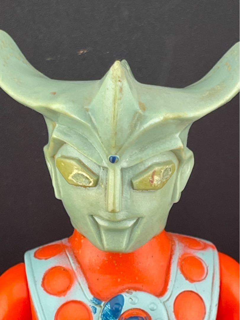 【中古品】 ウルトラマン レオ　当時品　スタンダードサイズ　18.5cm ブルマ